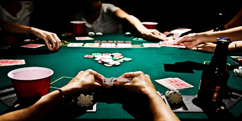Luật chơi game bài Poker Việt Nam chi tiết nhất
