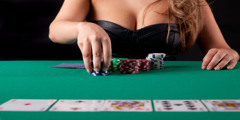 Đôi nét về game bài Poker trực tuyến